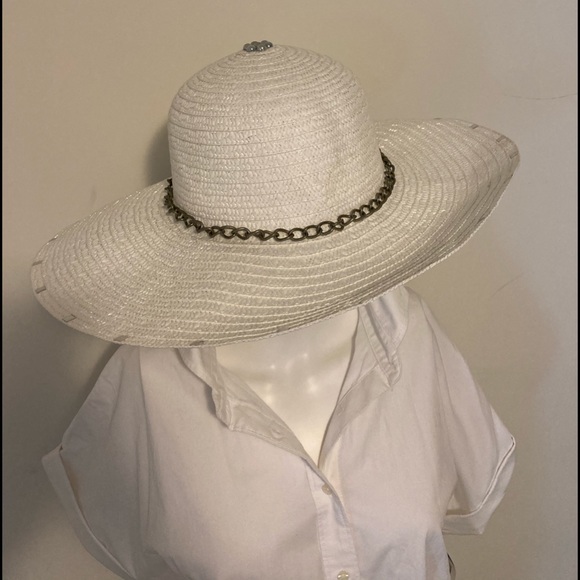 🆕🌞STUD & CHAIN STRAW FLOPPY SUN HAT🌞🆕 - Picture 9 of 16